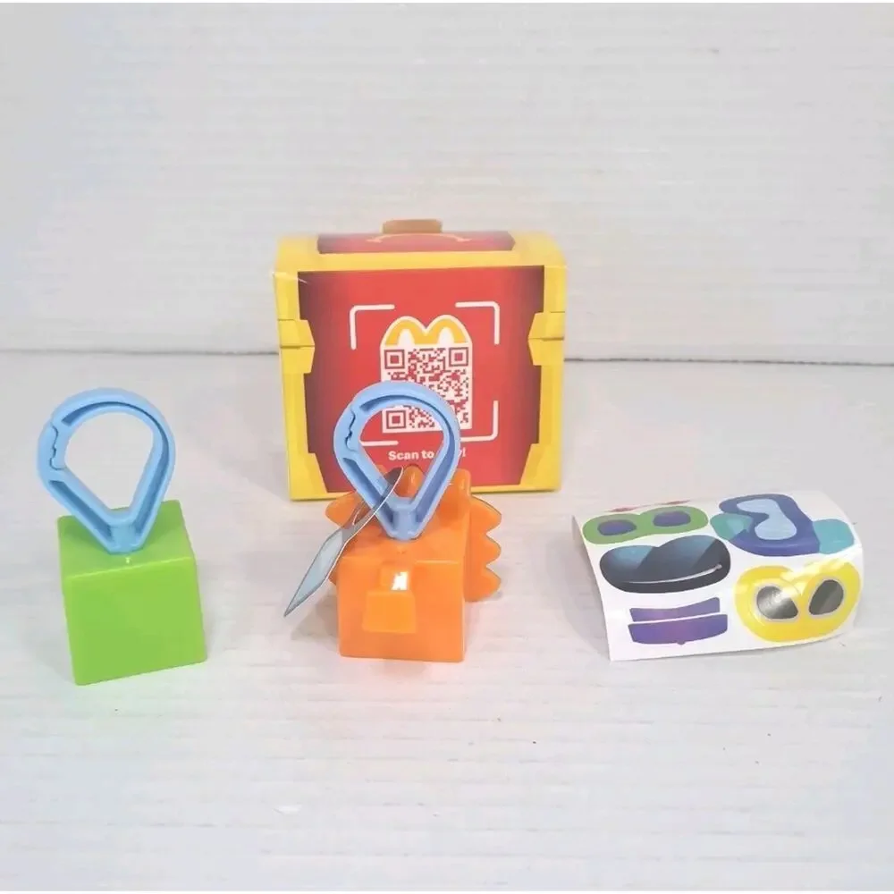 2024 McDonald’s Happy Meal Pet Simulator Frog & Lion Toys New Collectible NEW